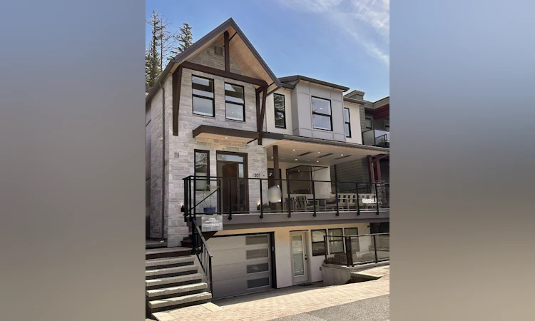 301 Second Avenue