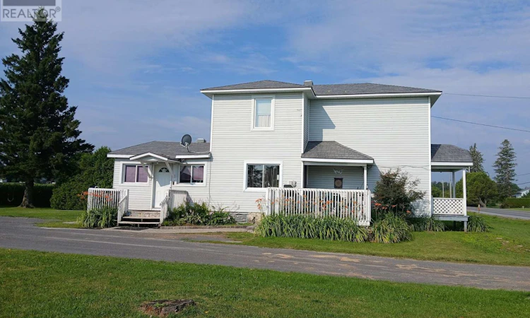662 Lacroix Road