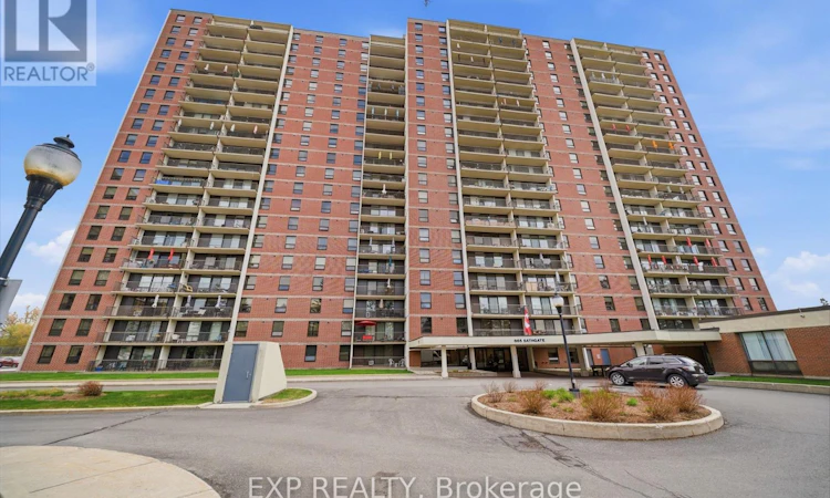 1004-665 Bathgate Drive