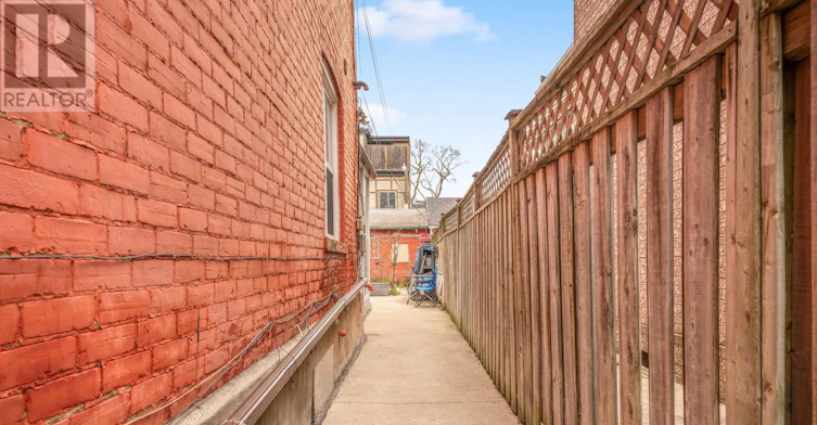 MAIN-151 Dovercourt Road, Toronto, ON, M6J 3C5 - 16