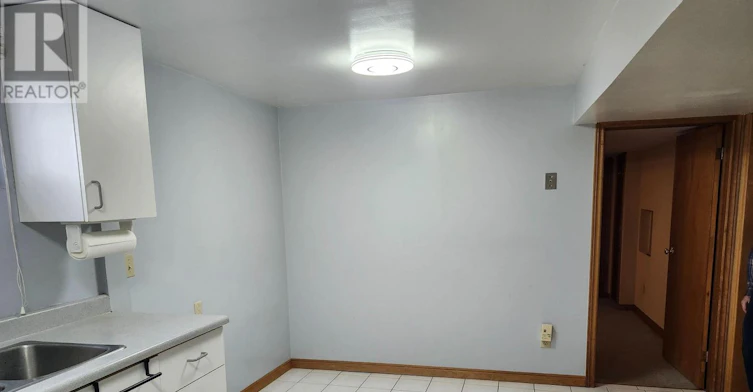 LOWER-9 Scarlett Drive, Brampton, ON, L6Y 3R9 - 4