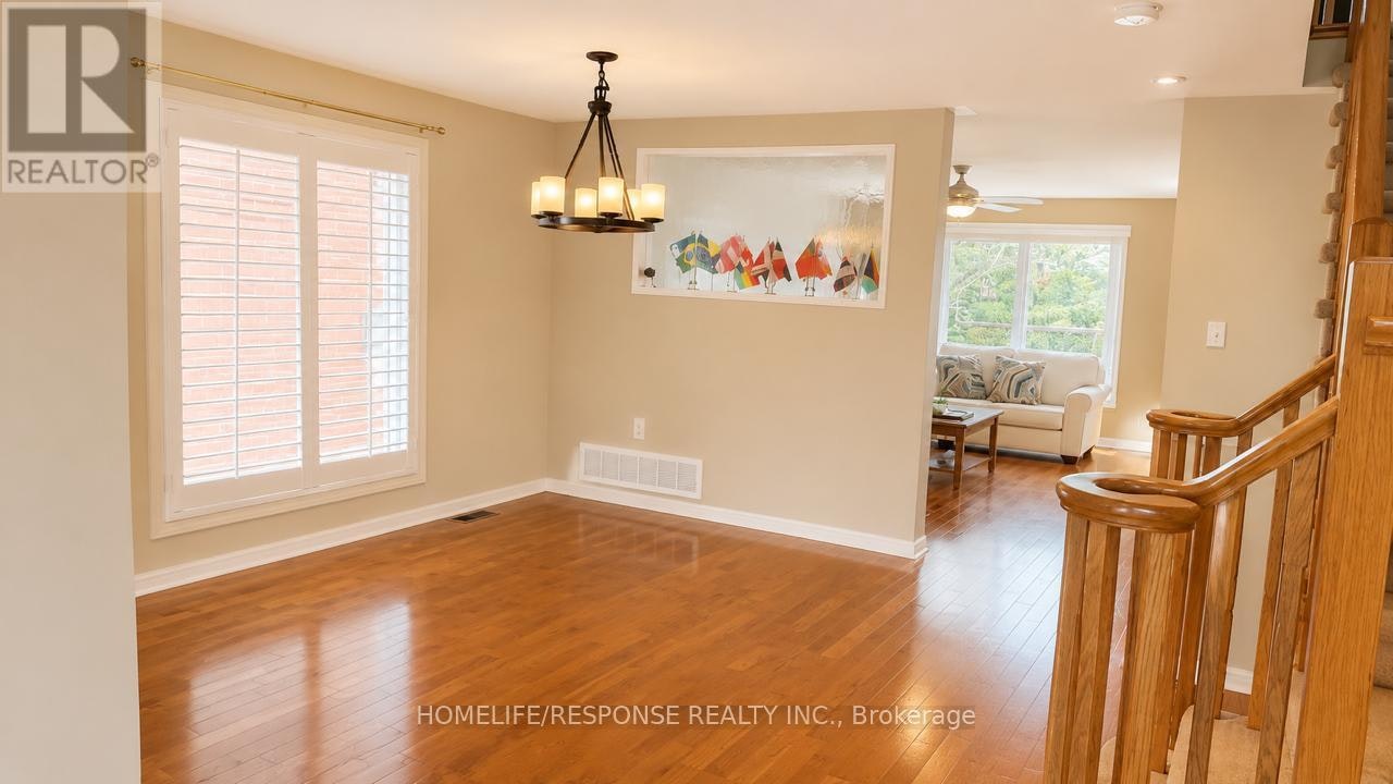 5156 Oakley Drive, Burlington, ON, L7L 6P1 - 7