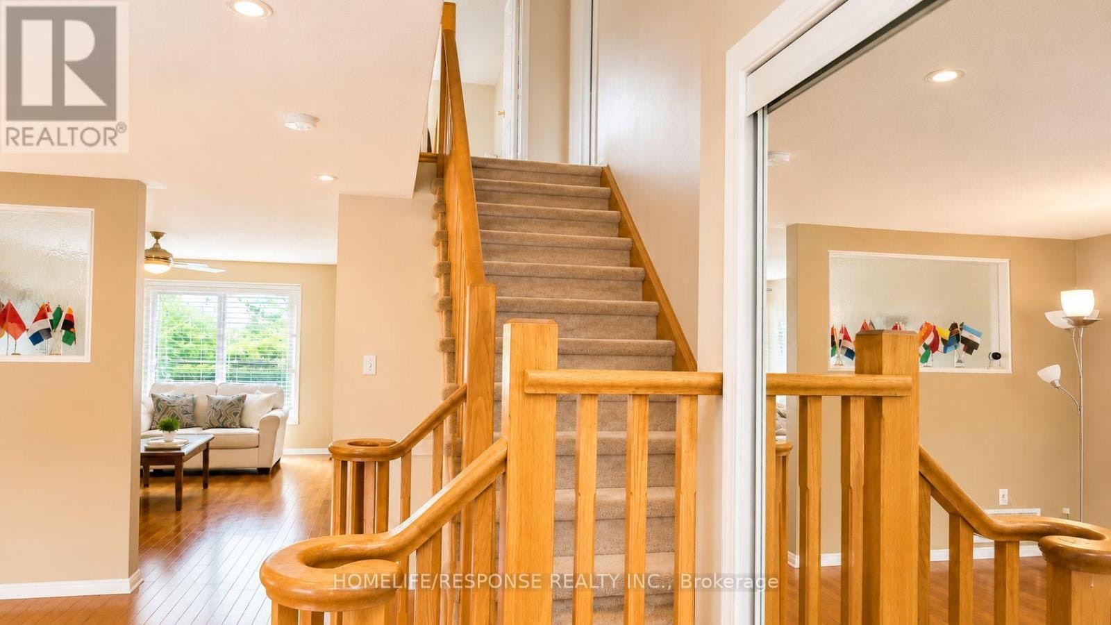 5156 Oakley Drive, Burlington, ON, L7L 6P1 - 8