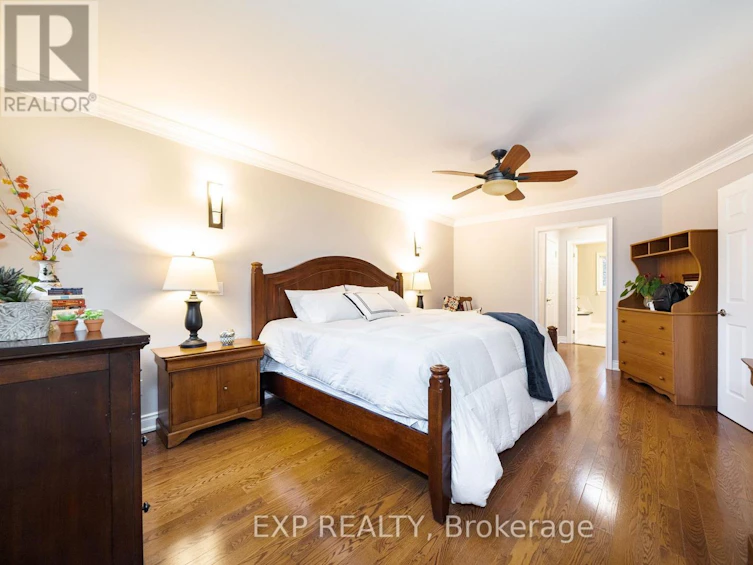 90 Brillinger Street, Richmond Hill, ON, L4C 8Y3 - 26