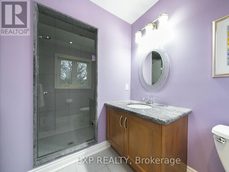 90 Brillinger Street, Richmond Hill, ON, L4C 8Y3 - 33
