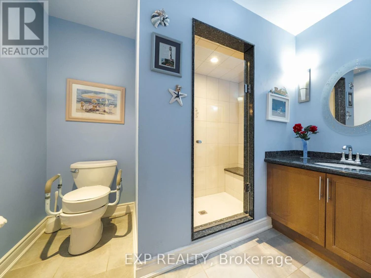 90 Brillinger Street, Richmond Hill, ON, L4C 8Y3 - 39