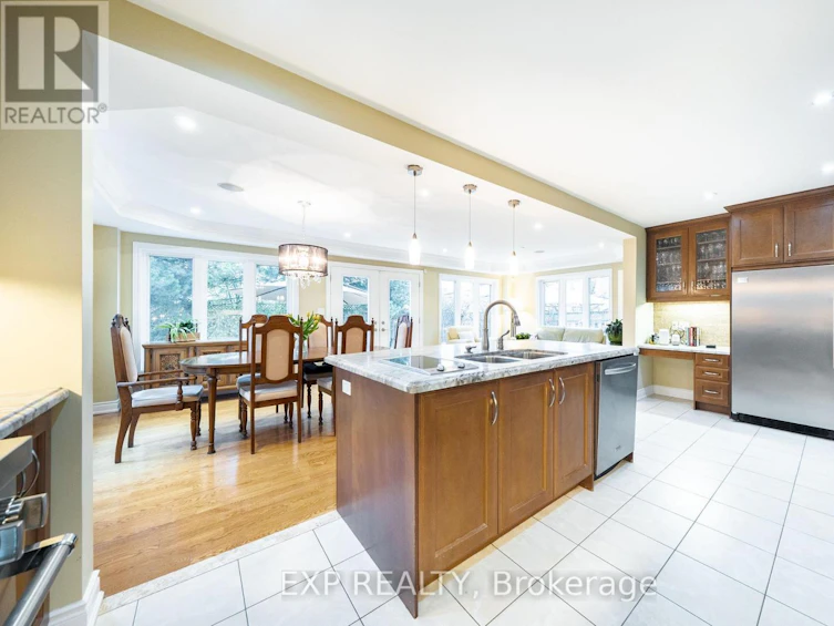 90 Brillinger Street, Richmond Hill, ON, L4C 8Y3 - 8