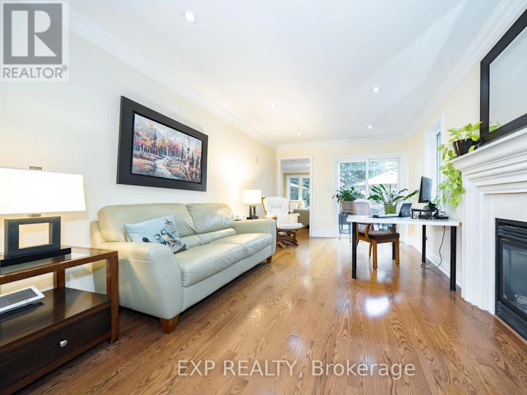 90 Brillinger Street, Richmond Hill, ON, L4C 8Y3 - 17