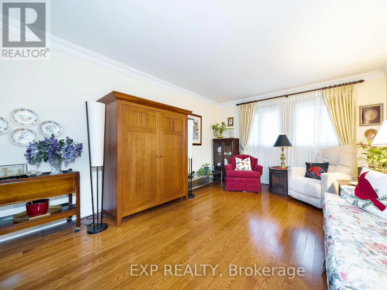 90 Brillinger Street, Richmond Hill, ON, L4C 8Y3 - 37