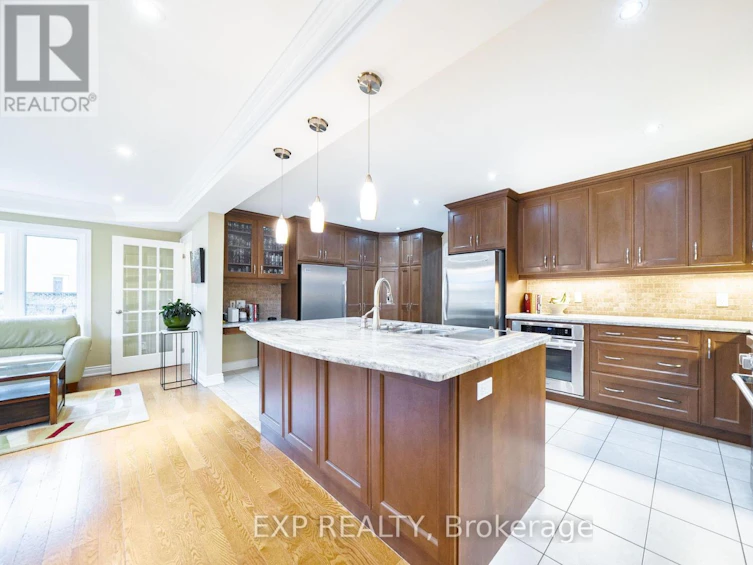 90 Brillinger Street, Richmond Hill, ON, L4C 8Y3 - 7