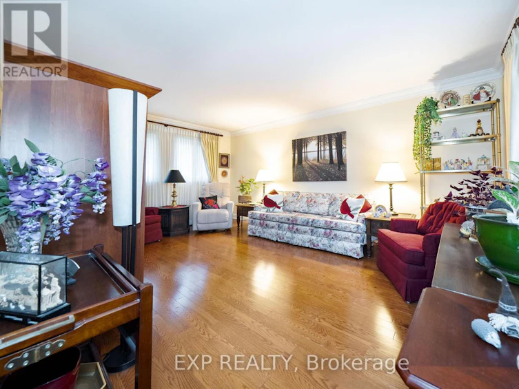 90 Brillinger Street, Richmond Hill, ON, L4C 8Y3 - 34