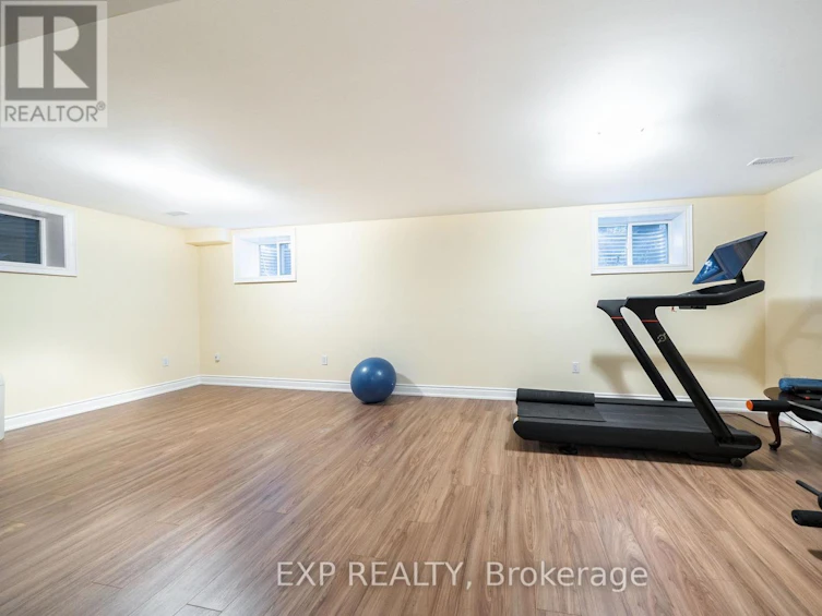 90 Brillinger Street, Richmond Hill, ON, L4C 8Y3 - 43