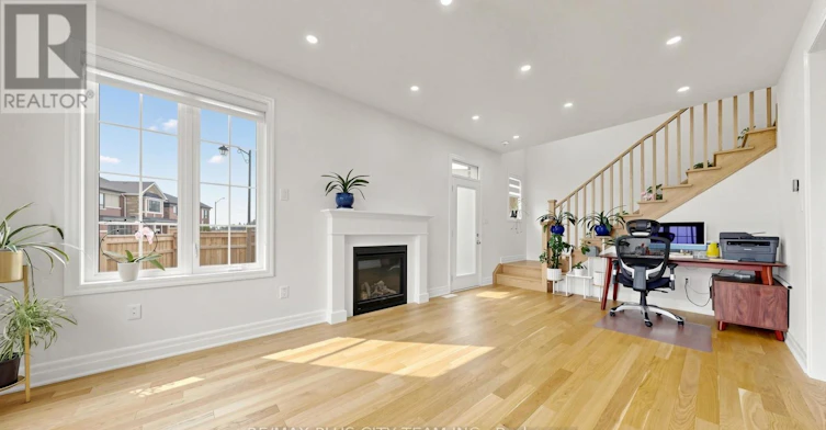 1 George Roman Avenue, Markham, ON, L6C 3L9 - 6