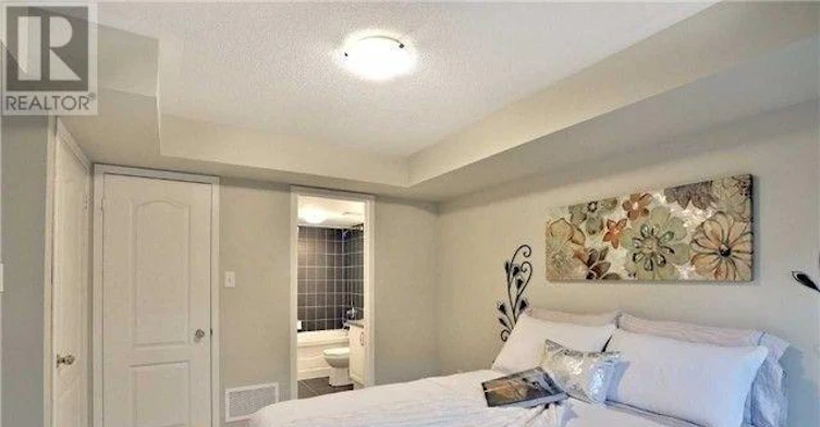 3-3250 Bentley Drive, Mississauga, ON, L5M 0P7 - 6