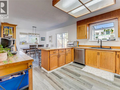 6689 Cameo Drive - 5