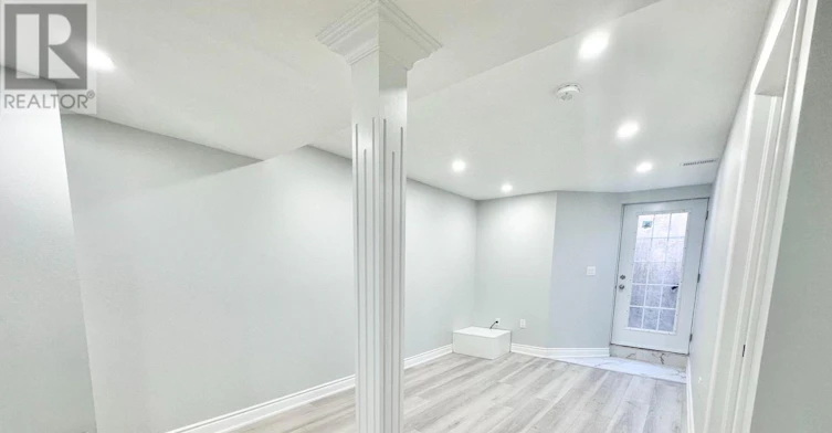BSMT-555 Settlers Road W, Oakville, ON, L6M 1N5 - 3