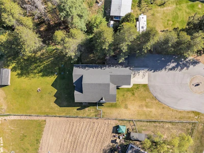 892 Waterloo Road - 3