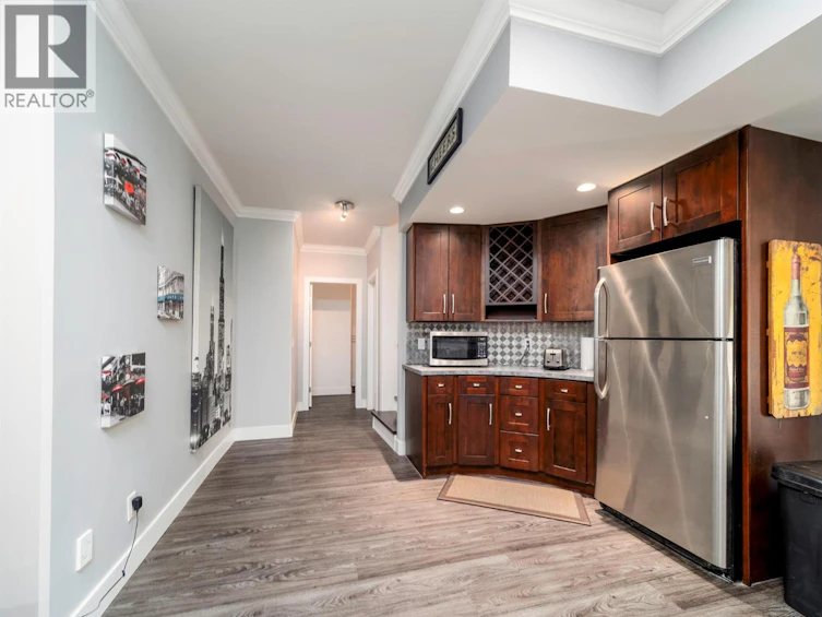 5037 Treadgold Court, Kelowna, BC, V1W 5B4 - 40
