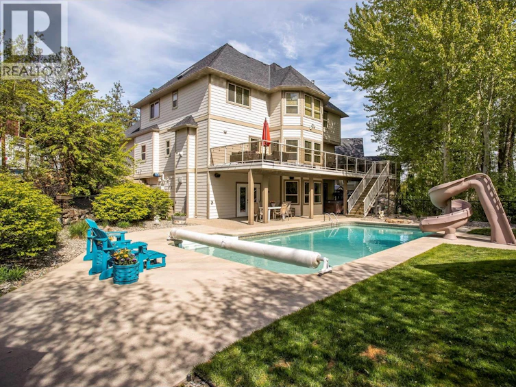 5037 Treadgold Court, Kelowna, BC, V1W 5B4 - 2