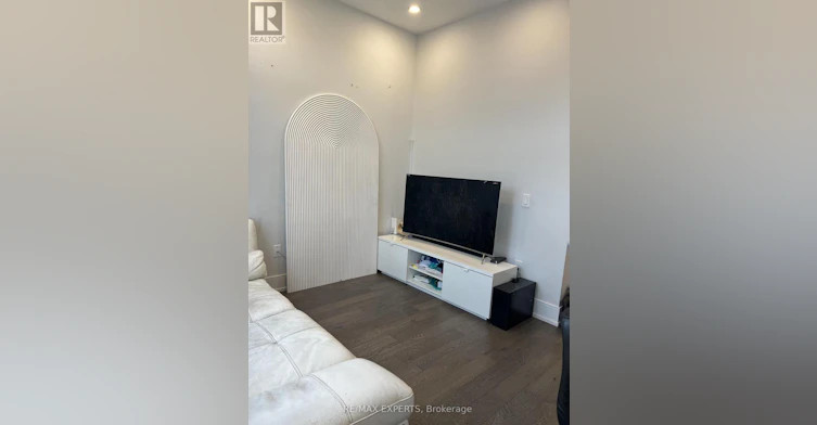 U213-9560 Islington Avenue, Vaughan, ON, L4H 4Z5 - 8