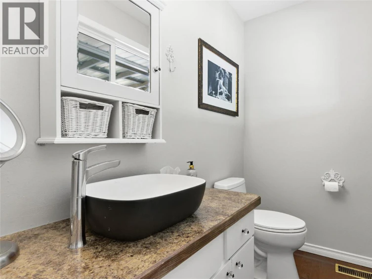 1153 Maclean Drive, Cache Creek, BC, V0K 1H0 - 14