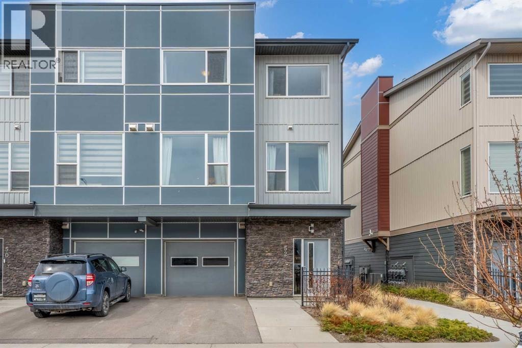 52 Saddlestone Drive NE, Calgary, AB, T3J 0W4