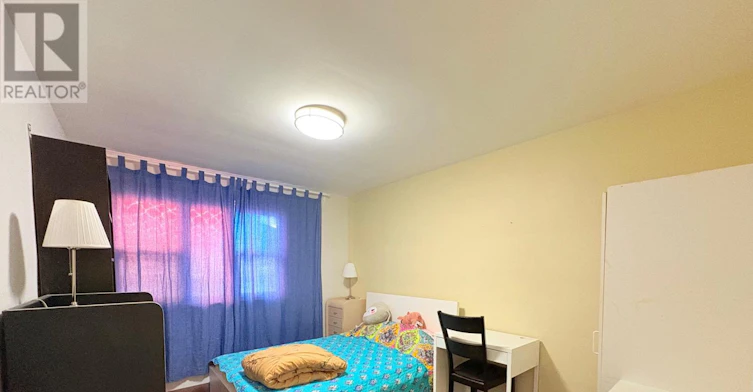 RM A-22 Ivordale Crescent, Toronto, ON, M1R 2W6 - 11