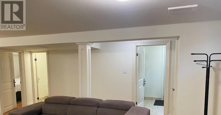 BSMT-48 Sunnywood Crescent, Richmond Hill, ON, L4C 6W3 - 5