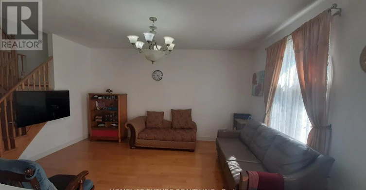 72 Sharon Lee Drive, Markham, ON, L6C 3G4 - 2