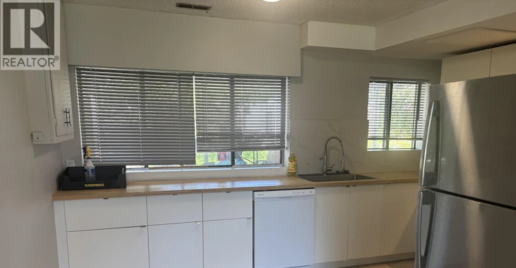 GARDEN-4455 Napier Street, Burnaby, BC, V5C 3H2 - 7