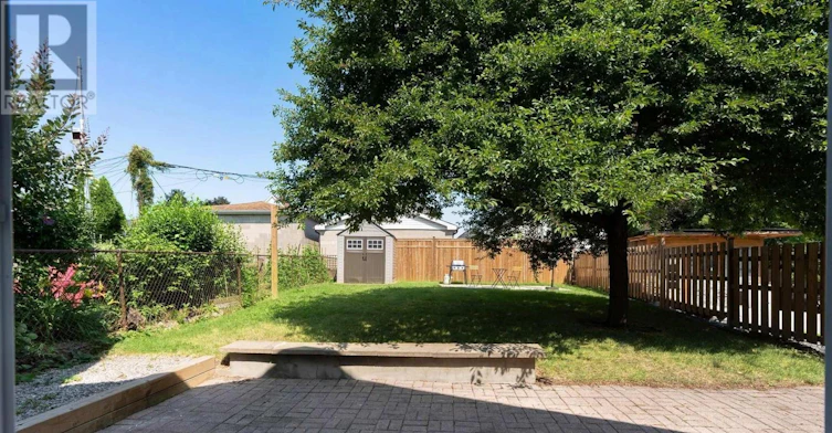 MAIN-24 Kenora Crescent, Toronto, ON, M6M 1C6 - 18