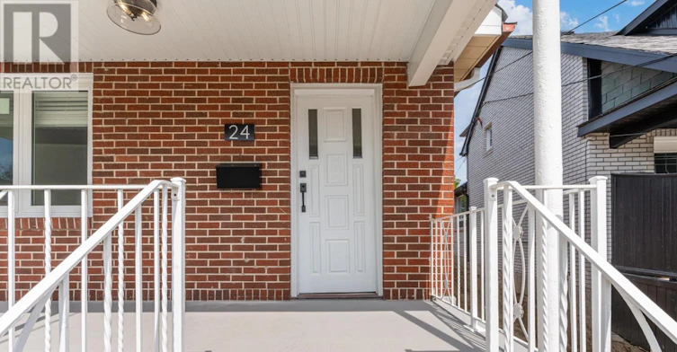 MAIN-24 Kenora Crescent, Toronto, ON, M6M 1C6 - 2