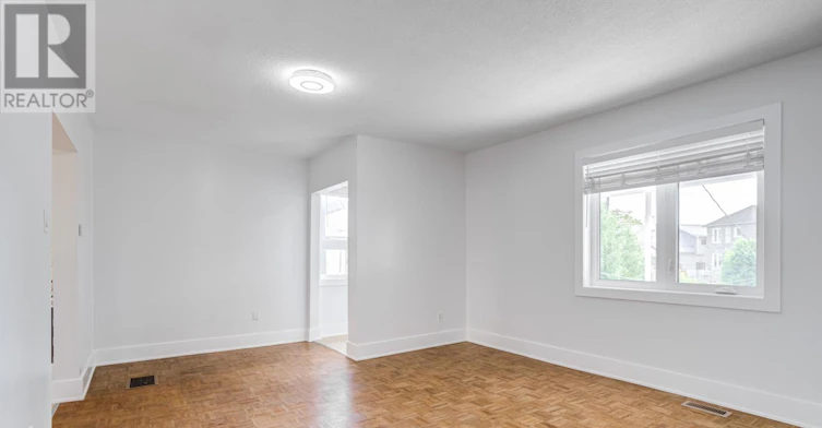 MAIN-24 Kenora Crescent, Toronto, ON, M6M 1C6 - 4
