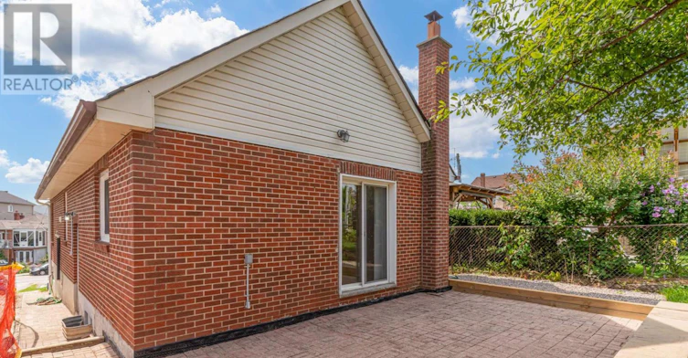 MAIN-24 Kenora Crescent, Toronto, ON, M6M 1C6 - 14