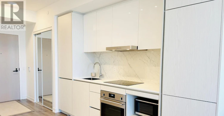 3307-28 Interchange Way, Vaughan, ON, L4K 0P8 - 3
