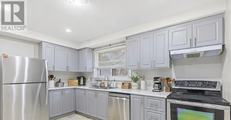 UPPER-957 Beechwood Avenue, Mississauga, ON, L5G 4E3 - 12