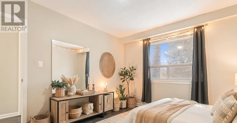UPPER-957 Beechwood Avenue, Mississauga, ON, L5G 4E3 - 16