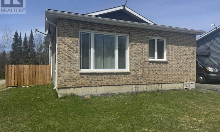 8 Matachewan Road
