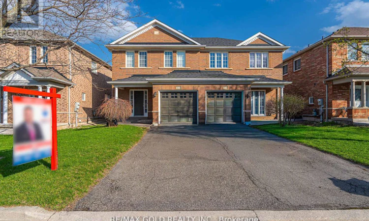 31 Mistdale Crescent