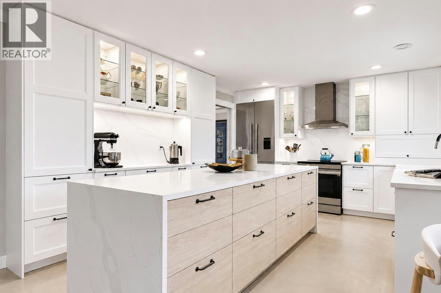 209 Ravine Drive, Port Moody, BC, V3H 4W7