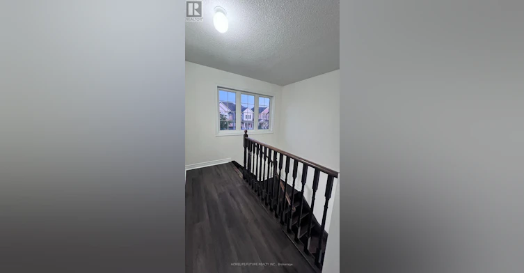 10 Brown Lane, Whitchurch-Stouffville, ON, L4A 0V2 - 4