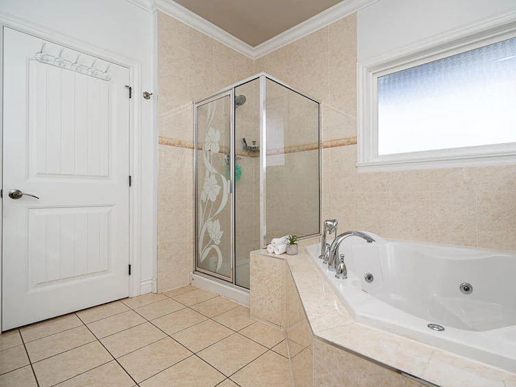 12761 60a Avenue, Surrey, BC, V3X 0A1 - 19