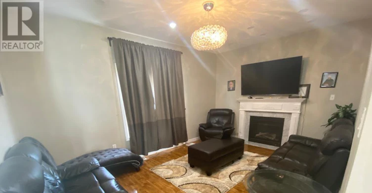 8 Cheltenham Road, Barrie, ON, L4M 6T2 - 3