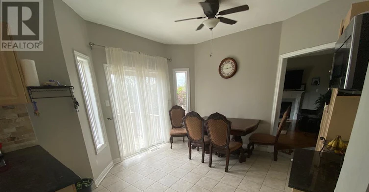 8 Cheltenham Road, Barrie, ON, L4M 6T2 - 16