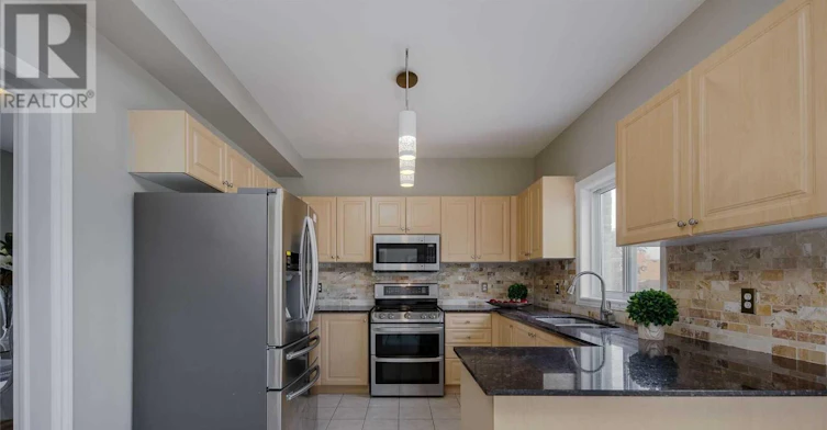 8 Cheltenham Road, Barrie, ON, L4M 6T2 - 25