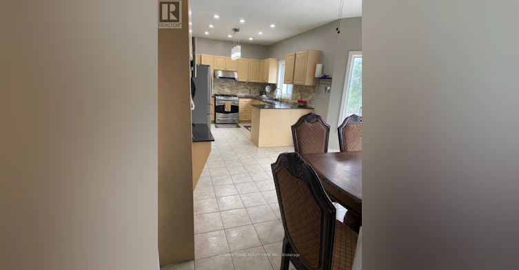 8 Cheltenham Road, Barrie, ON, L4M 6T2 - 21