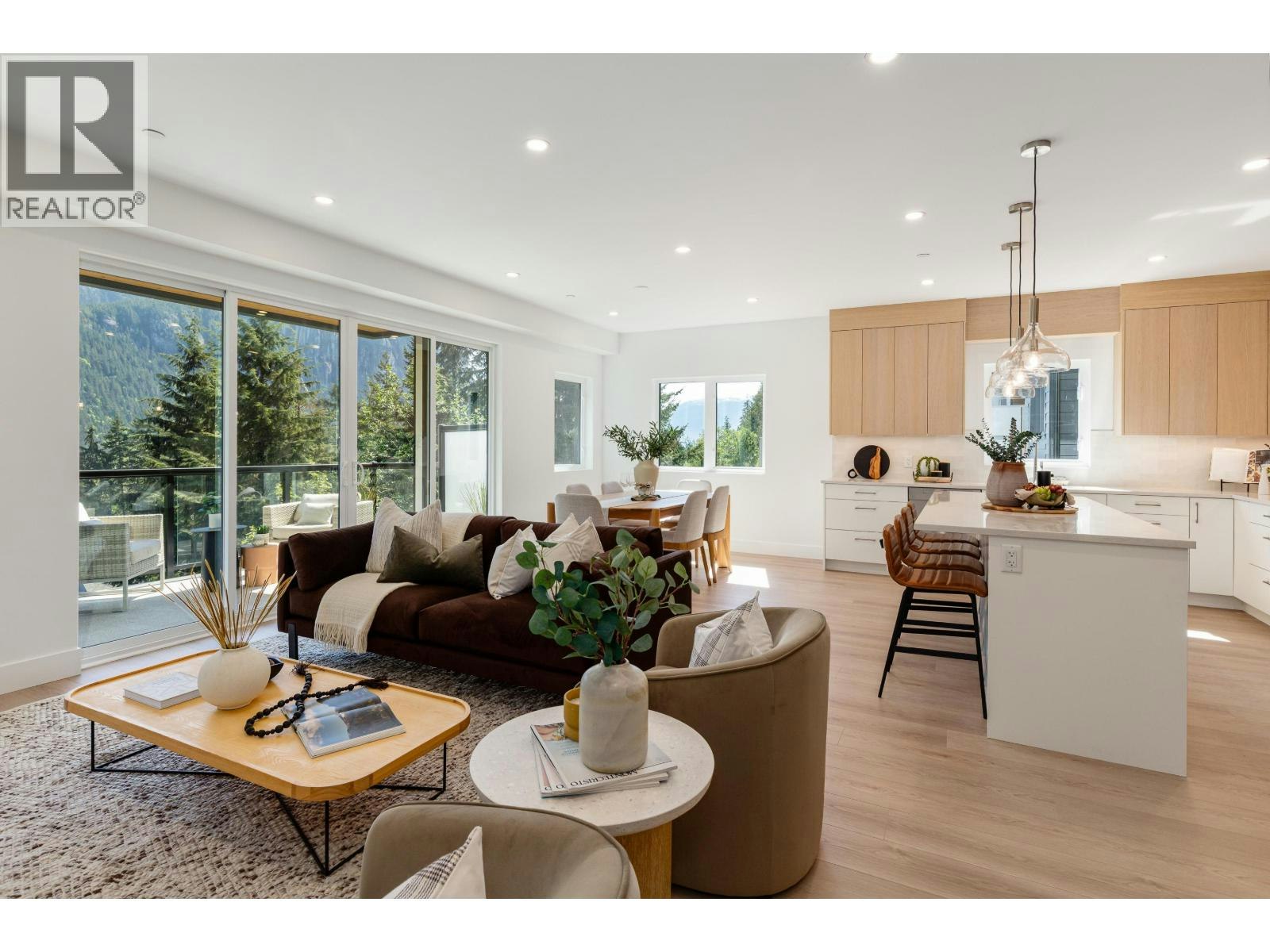 1-2098 Crumpit Woods Drive, Squamish, BC, V8B 0T6