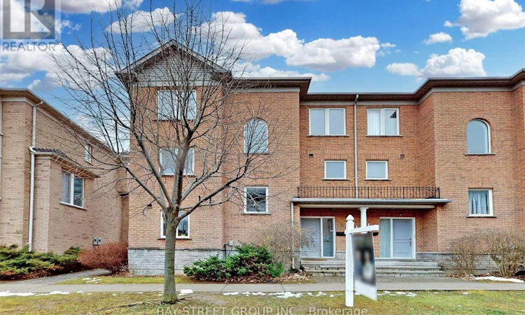 52 Leitchcroft Crescent