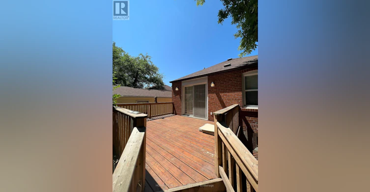 141 Bexhill Avenue, Toronto, ON, M1L 3C5 - 9