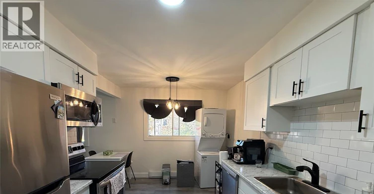 12-3150 Peter Street, Windsor, ON, N9C 1H3